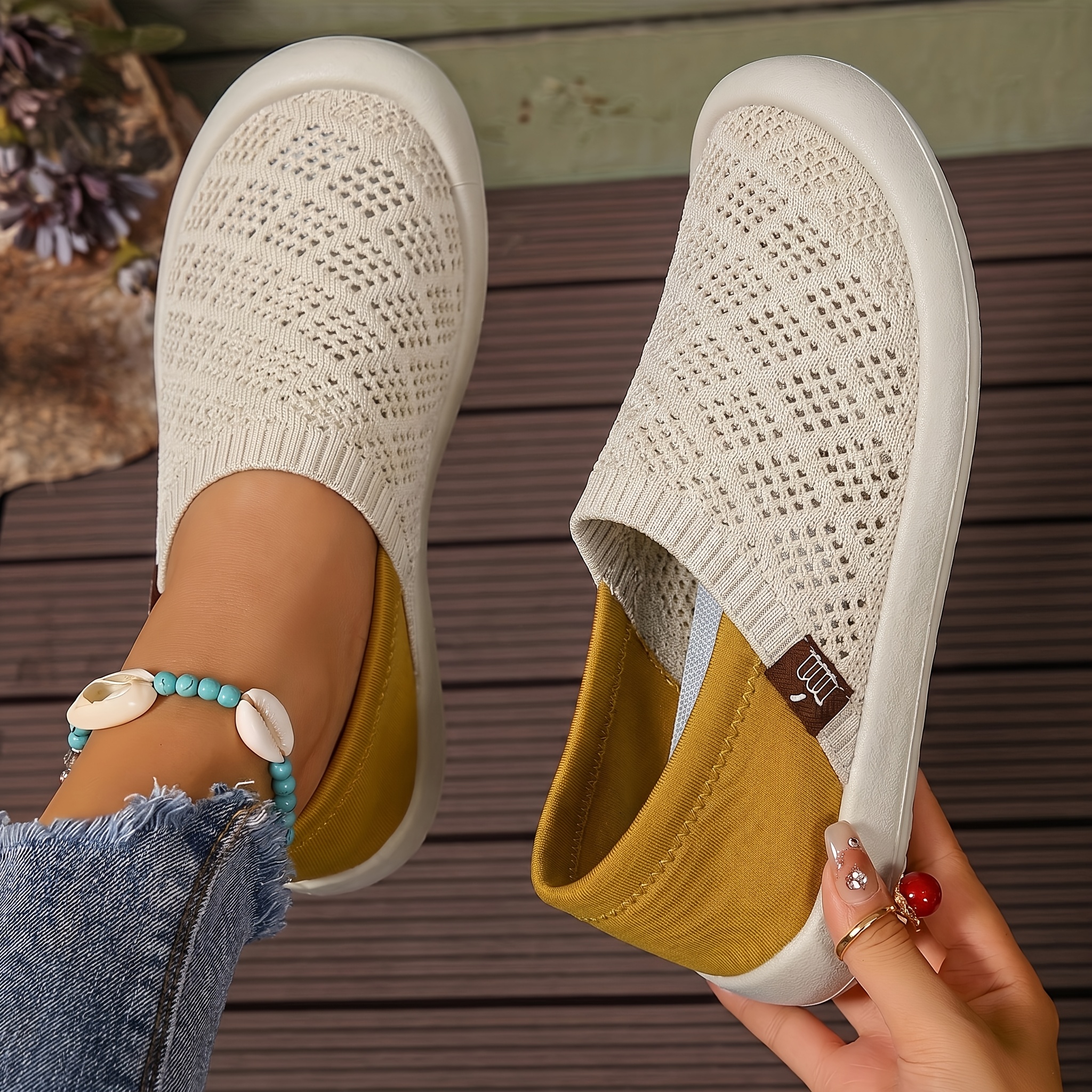 Summer Lightweight Breathable Round-Toe Sneakers
