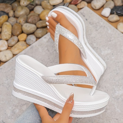 Light Luxury Rhinestone Slope Flip-flops