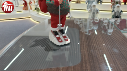 11" Casual Style Skiing SANTA CLAUS Doll Xmas Handmade Figurine Christmas Gifts Polyresin Santa Claus for Indoor Decoration