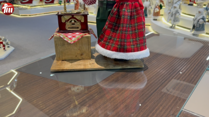 40CM Xmas Handmade Resin Santa Claus Doll with Mrs.Claus Dancing And Music Handicraft Santa Claus Indoor Decoration