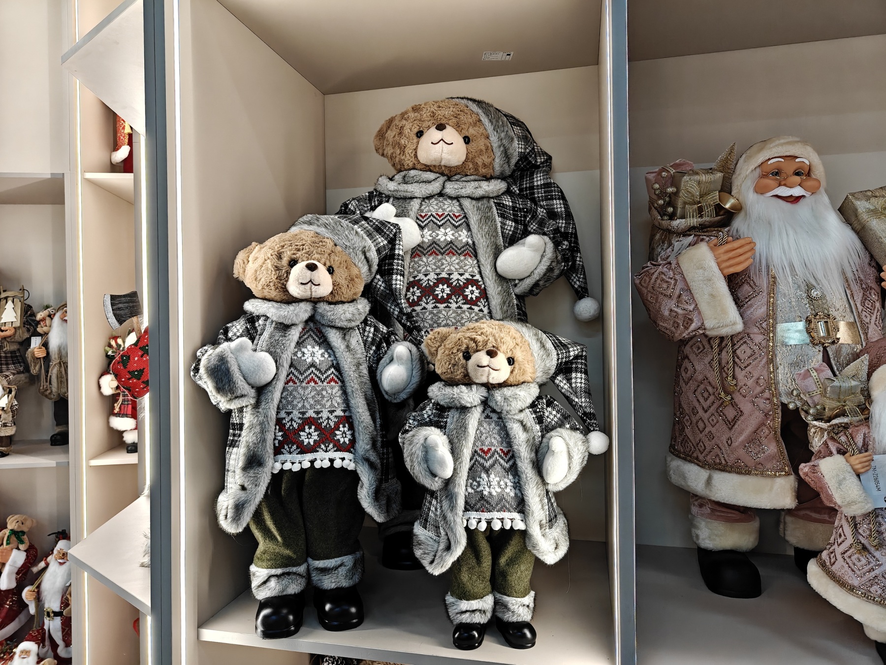 50/60/90cm Handmade Santa Bear Plush Christmas Decorations Handicraft Durable Eco-Friendly