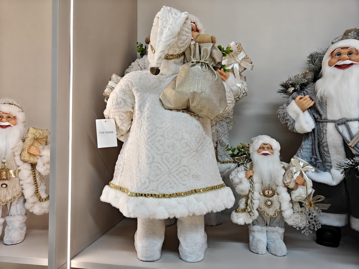 Hot Sale Christmas Santa Claus Doll Different Size Christmas Decoration Luxury Santa Doll Xmas Large Santa Claus