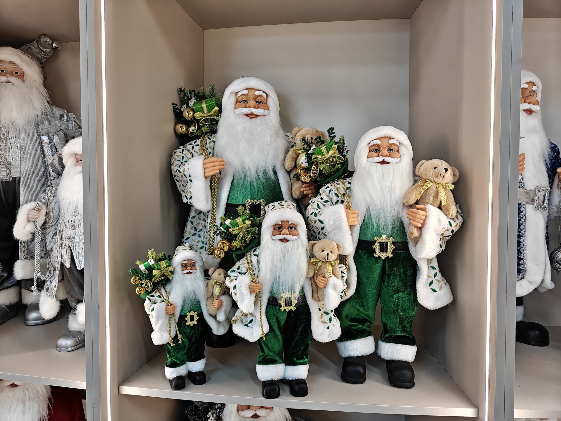 Luxury Christmas Santa Claus Statue 30~80cm Standing Home Decoration Factory Direct Gift