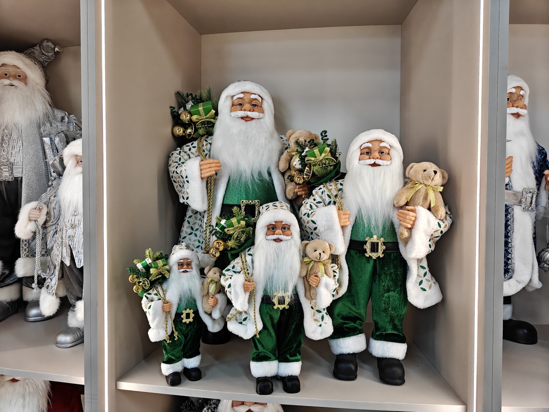 Luxury Christmas Santa Claus Statue 30~80cm Standing Home Decoration Factory Direct Gift