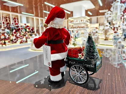 Xmas Handmade Resin Santa Claus Doll with a Tricycle Christmas Gift Handicraft Polyresin Santa Claus Indoor Decoration