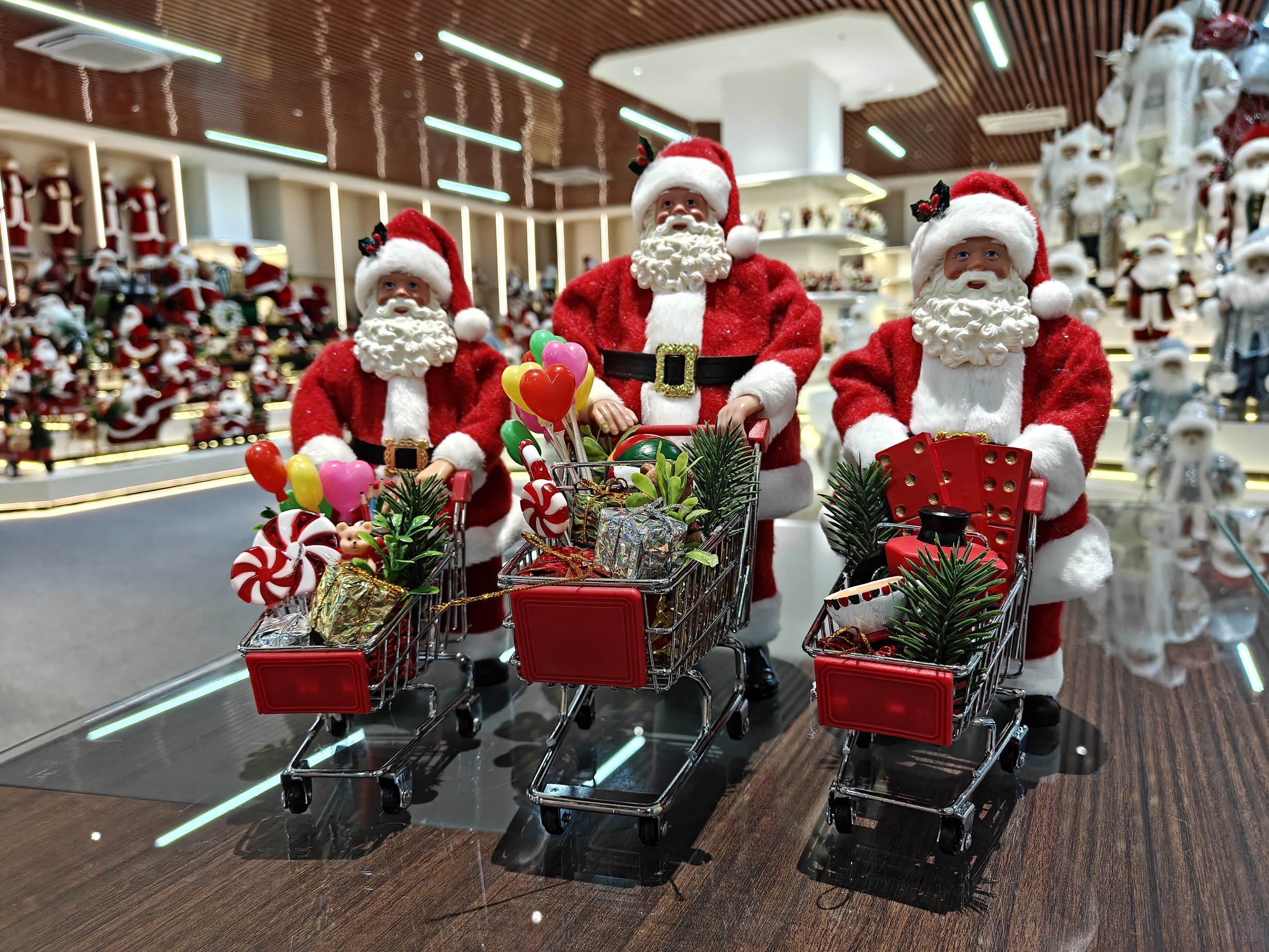 9~12" Modern Santa Claus Doll Figurine Christmas Gifts Shopping Malls Shopping Cart Polyester Fabric Eco-Friendly Indoor