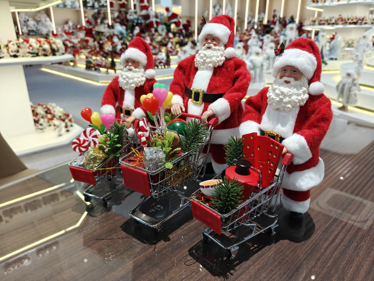 9~12" Modern Santa Claus Doll Figurine Christmas Gifts Shopping Malls Shopping Cart Polyester Fabric Eco-Friendly Indoor