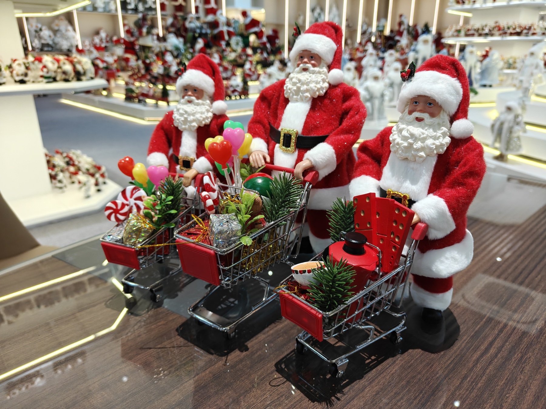 9~12" Modern Santa Claus Doll Figurine Christmas Gifts Shopping Malls Shopping Cart Polyester Fabric Eco-Friendly Indoor