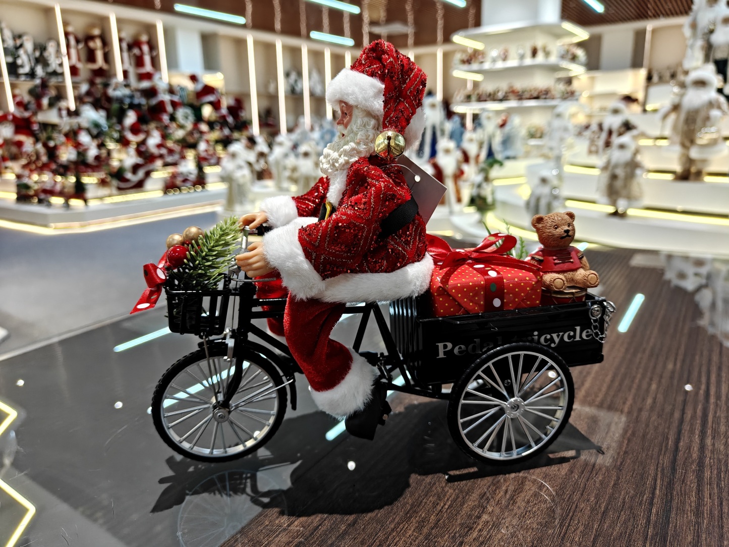 2026 Xmas Handmade Resin Santa Claus Doll with a Tricycle Christmas Gift Handicraft Polyresin Santa Claus Indoor Decoration