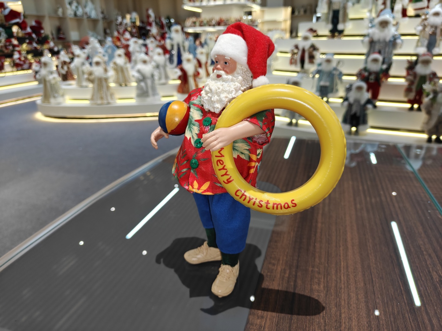 12inch Polyester Fabric Eco-Friendly Handicraft Durable Christmas Santa Claus Ornaments Vacation-style Santa Decor Xmas Figurine