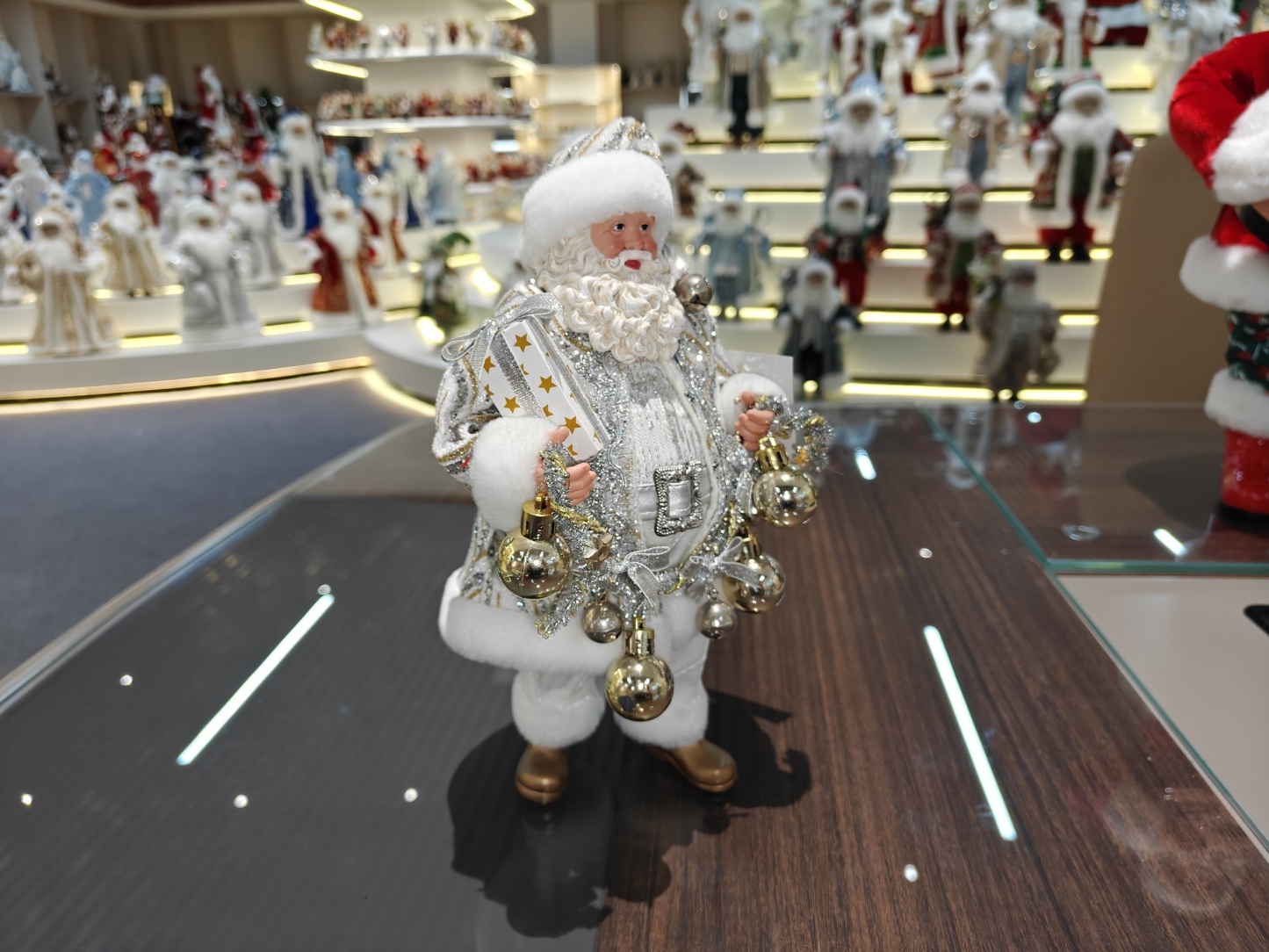 11" Standing Classic Polyester Fabric Santa Claus Christmas Decorative Lights Factory Xmas Gifts Doll