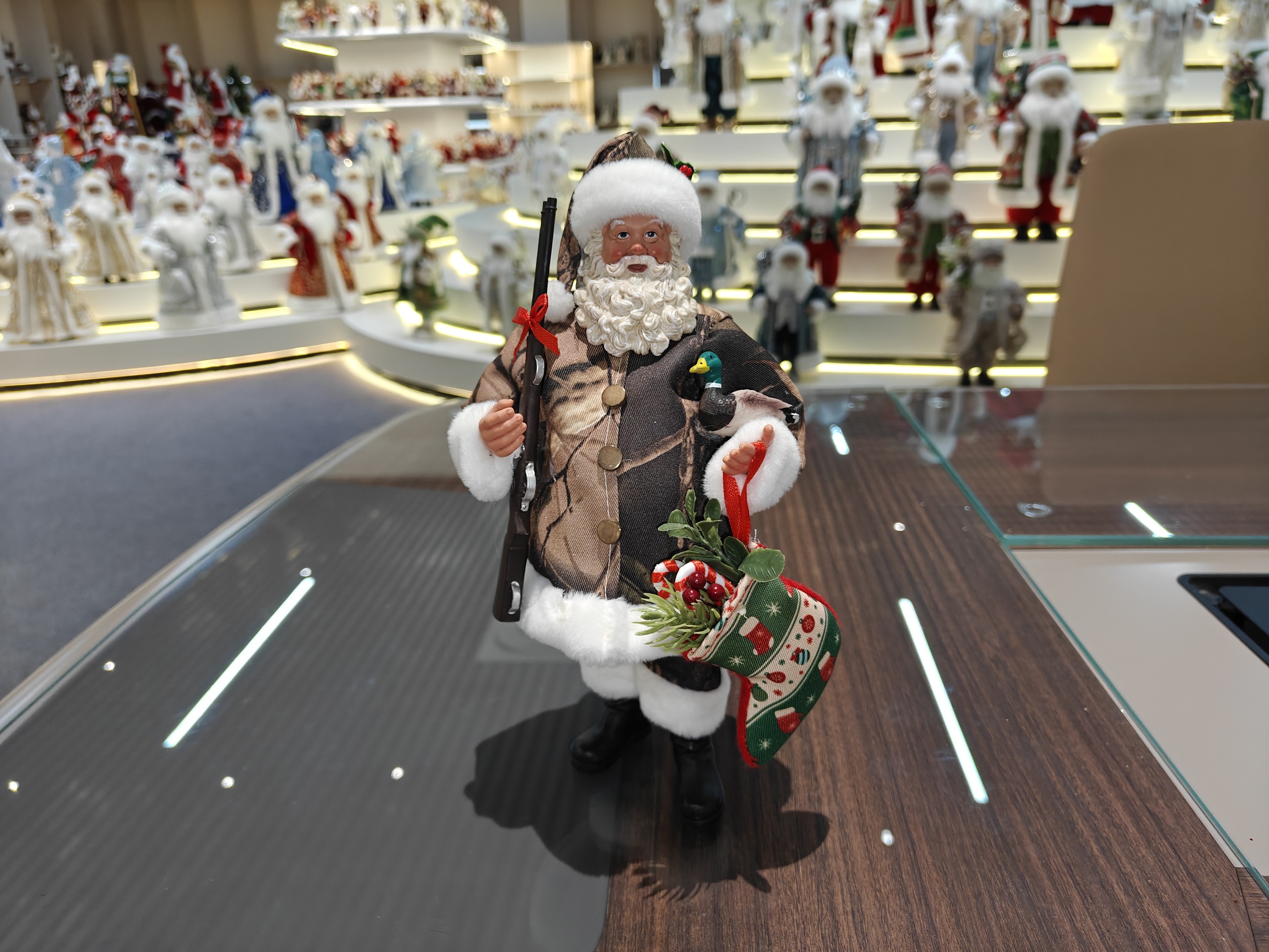 11" Standing Classic Santa Claus Polyresin Eco Friendly Doll Factory Indoor Decoration Christmas Stockings Xmas Gifts