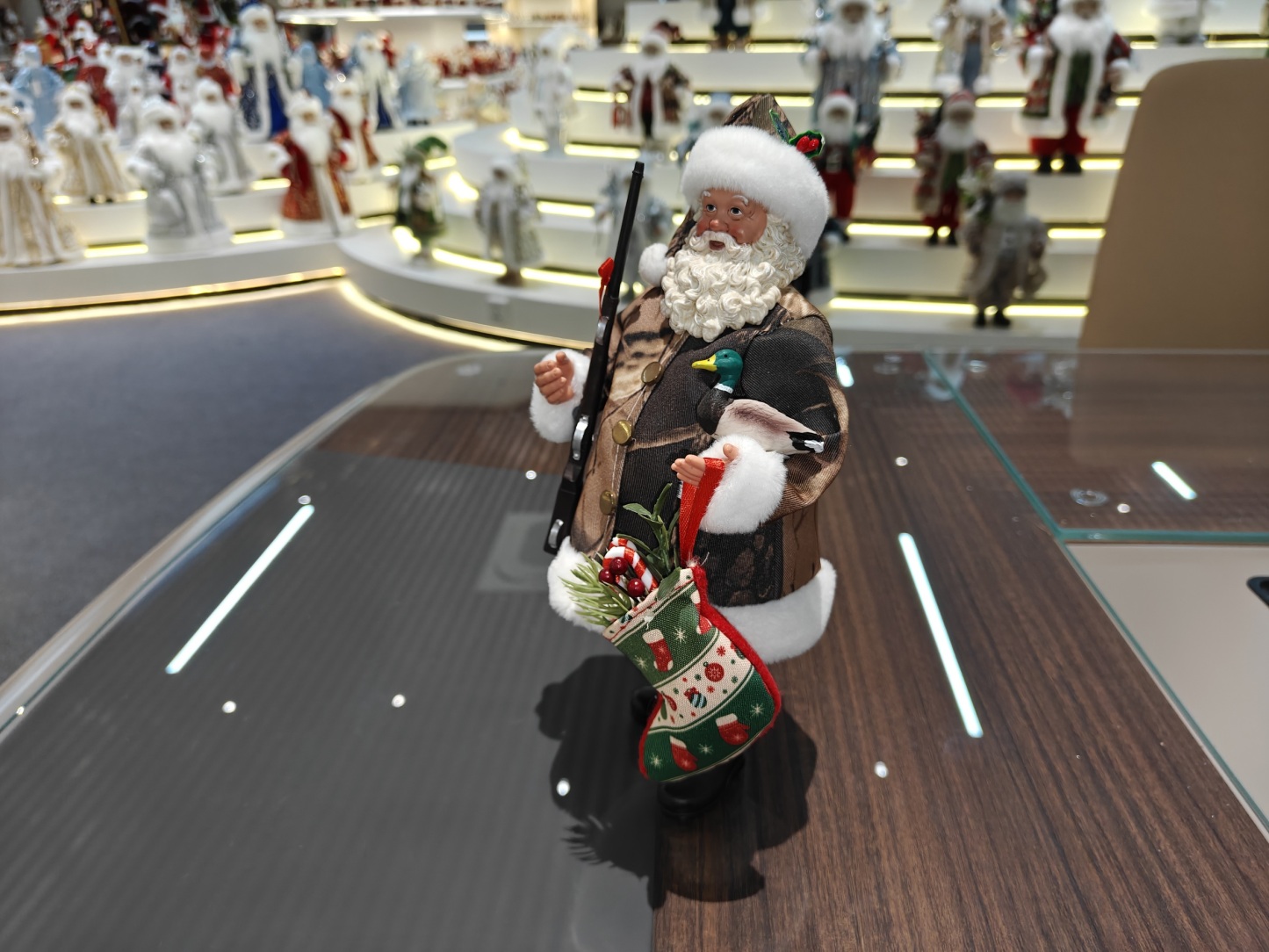 11" Standing Classic Santa Claus Polyresin Eco Friendly Doll Factory Indoor Decoration Christmas Stockings Xmas Gifts