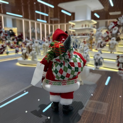 11Inch Xmas Handmade Resin Santa Claus Doll with Oil Lamp Christmas Gift List Handicraft Polyresin Santa Claus Indoor Decoration