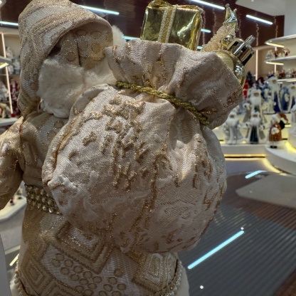 11Inch Xmas Handmade Resin Santa Claus Doll with Christmas Tree Gifts Bag Handicraft Polyresin Santa Claus Indoor Decoration