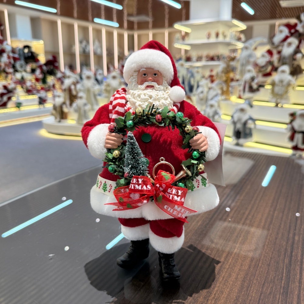 11Inch Xmas Handmade Resin Santa Claus Doll with Wreath Handicraft Polyresin Santa Claus Indoor Decoration