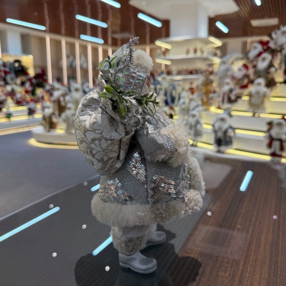 11Inch Xmas Handmade Resin Santa Claus Doll with Silver Christmas Gift Box&Bag Handicraft Polyresin Santa Claus Indoor Decoration