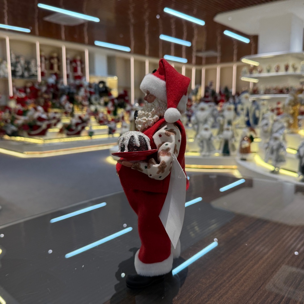 11Inch Xmas Handmade Resin Santa Claus Doll with Cream Cake Handicraft Polyresin Santa Claus Indoor Decoration