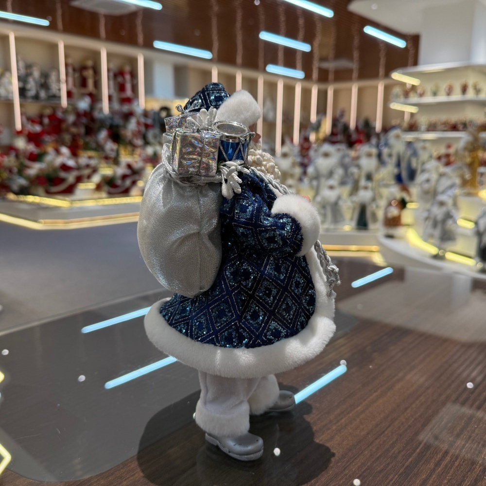 11Inch Xmas Handmade Resin Santa Claus Doll with Oil Lamp Christmas Gifts Bag Handicraft Polyresin Santa Claus Indoor Decoration