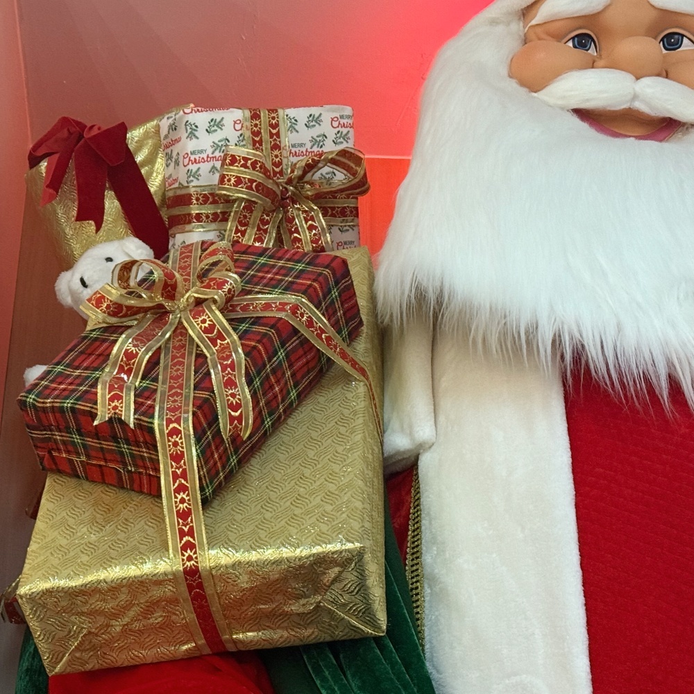 3.8M Giant Santa Claus Xmas Handmade Traditional Santa Claus Doll Movement With Big Santa Bear and Gifts Bag Indoor Decoration