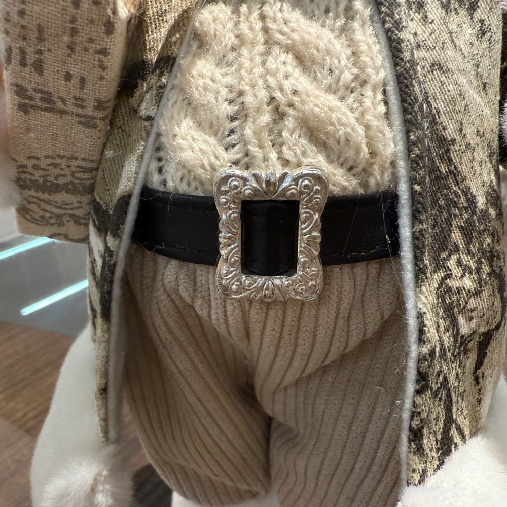 11Inch Xmas Handmade Resin Santa Claus Doll with Christmas Gift Box Handicraft Polyresin Santa Claus Indoor Decoration