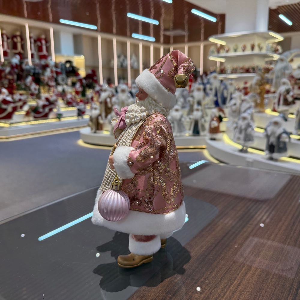 11Inch Xmas Handmade Resin Santa Claus Doll with Christmas Ball and Gift Box Handicraft Polyresin Santa Claus Indoor Decoration