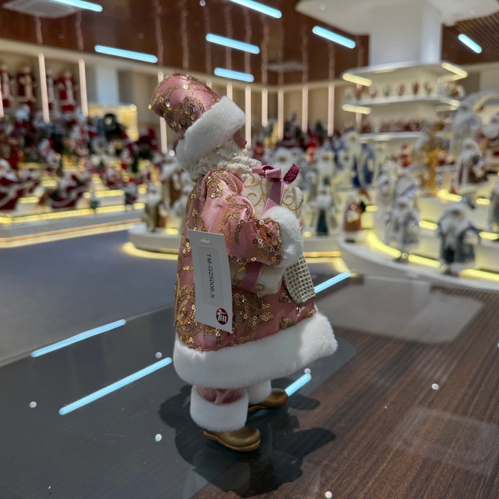 11Inch Xmas Handmade Resin Santa Claus Doll with Christmas Ball and Gift Box Handicraft Polyresin Santa Claus Indoor Decoration