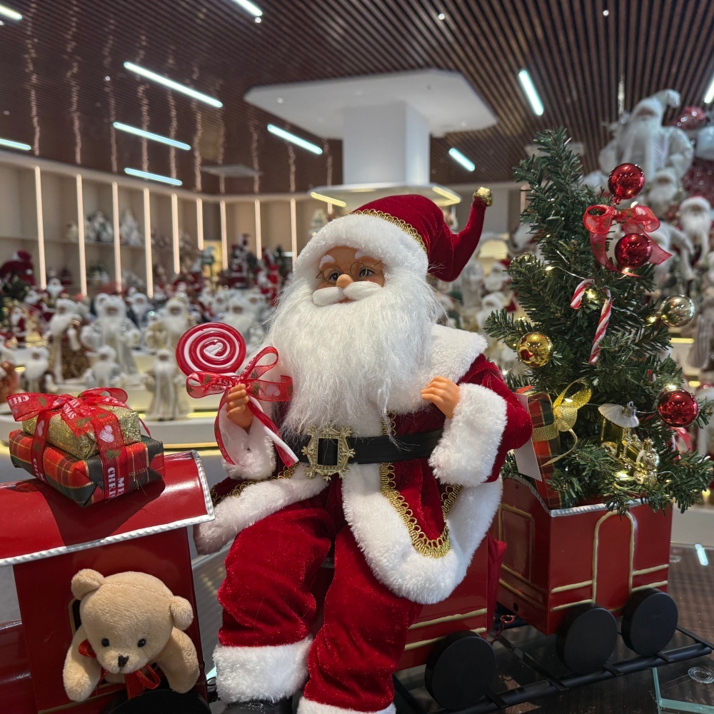 Handmade Animated Santa Claus Sitting On a Train with Xmas Tree Acoustical Control LED Light Musical Santa Claus Doll Christmas Decoration