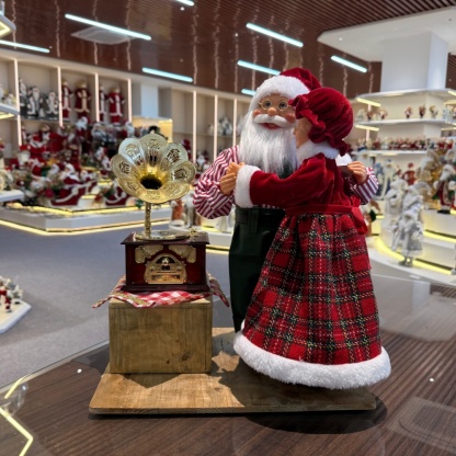 40CM Xmas Handmade Resin Santa Claus Doll with Mrs.Claus Dancing And Music Handicraft Santa Claus Indoor Decoration