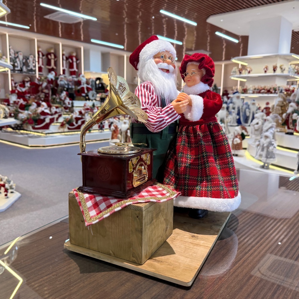 40CM Xmas Handmade Resin Santa Claus Doll with Mrs.Claus Dancing And Music Handicraft Santa Claus Indoor Decoration