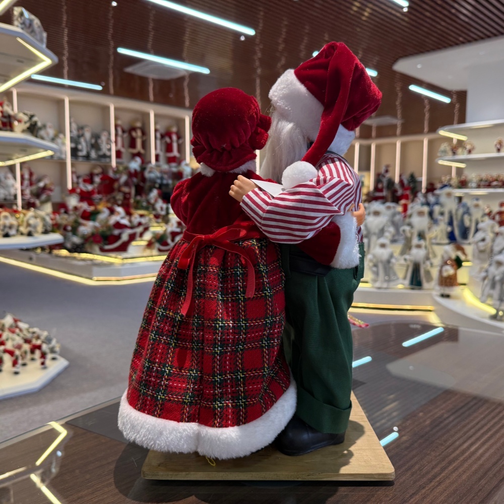 40CM Xmas Handmade Resin Santa Claus Doll with Mrs.Claus Dancing And Music Handicraft Santa Claus Indoor Decoration