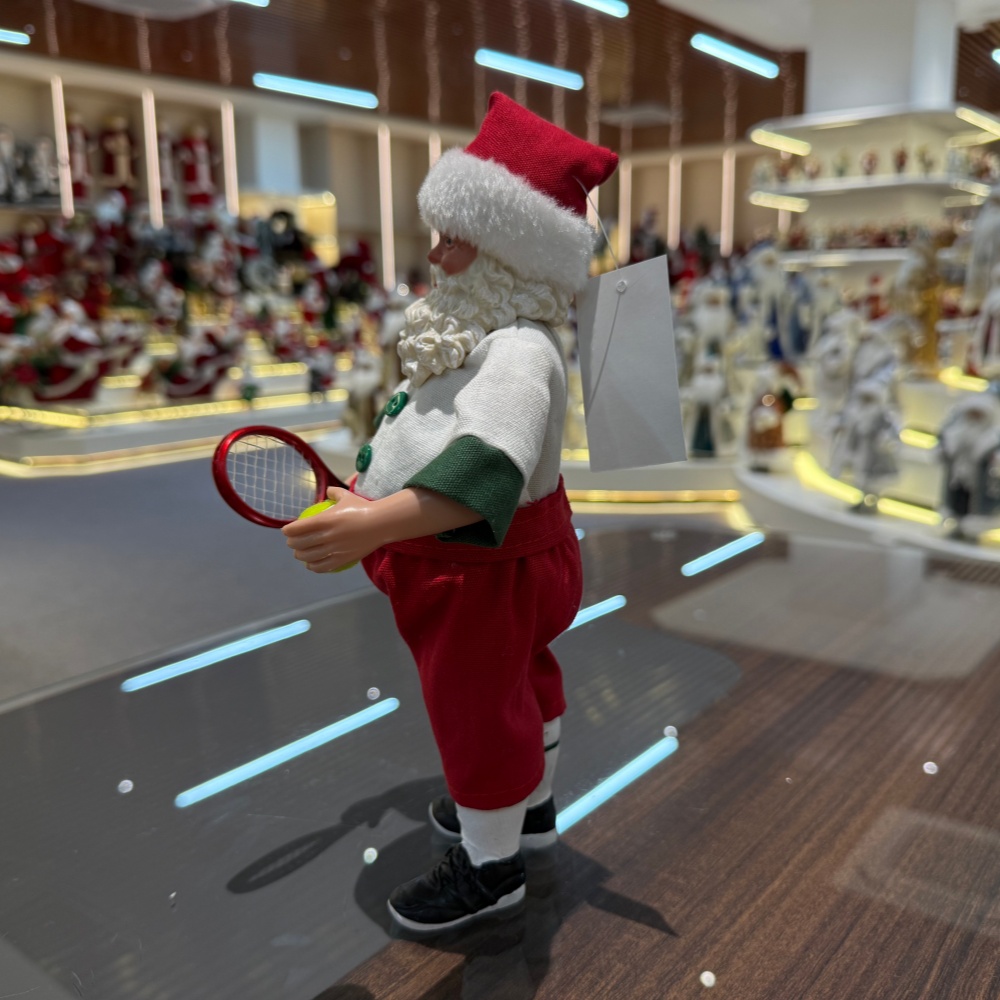 11Inch Xmas Handmade Resin Santa Claus Doll with Tennis Handicraft Polyresin Santa Claus Indoor Decoration