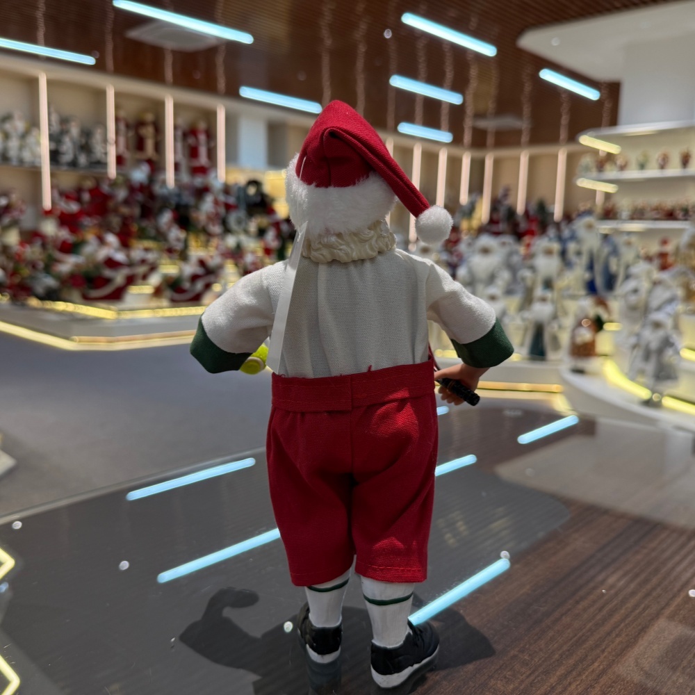 11Inch Xmas Handmade Resin Santa Claus Doll with Tennis Handicraft Polyresin Santa Claus Indoor Decoration