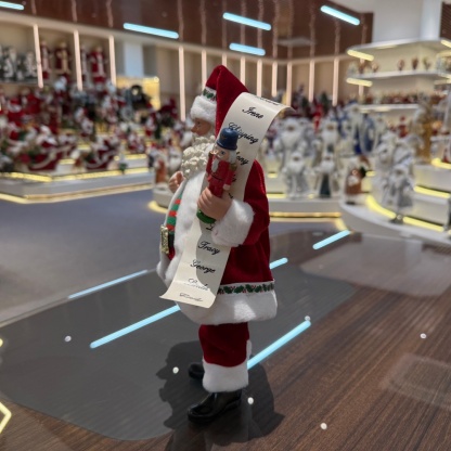 11Inch Xmas Handmade Resin Santa Claus Doll with Nutcracker Christmas Gift List Handicraft Polyresin Santa Claus Indoor Decoration