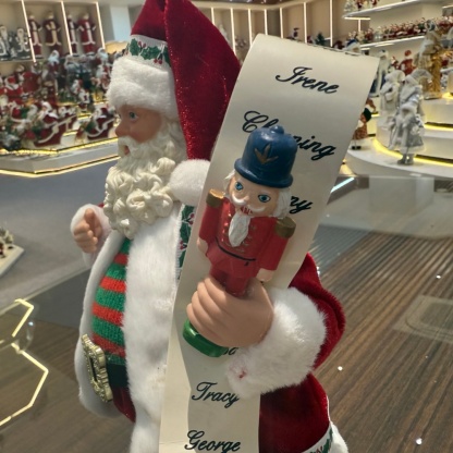 11Inch Xmas Handmade Resin Santa Claus Doll with Nutcracker Christmas Gift List Handicraft Polyresin Santa Claus Indoor Decoration