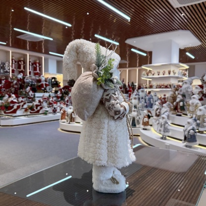 45cm Xmas Handmade Traditional Santa Claus Doll with Christmas Tree And Gift Bag Handicraft Plush Santa Claus Indoor Decoration