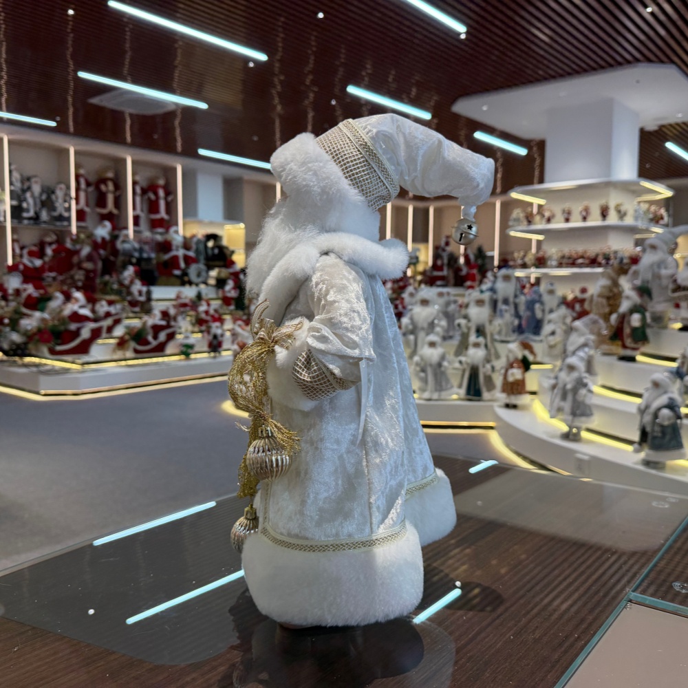 45cm Xmas Handmade Luxury Santa Claus Doll with Christmas Decoration Balls Christmas Gift Box Handicraft Santa Claus Indoor Decoration