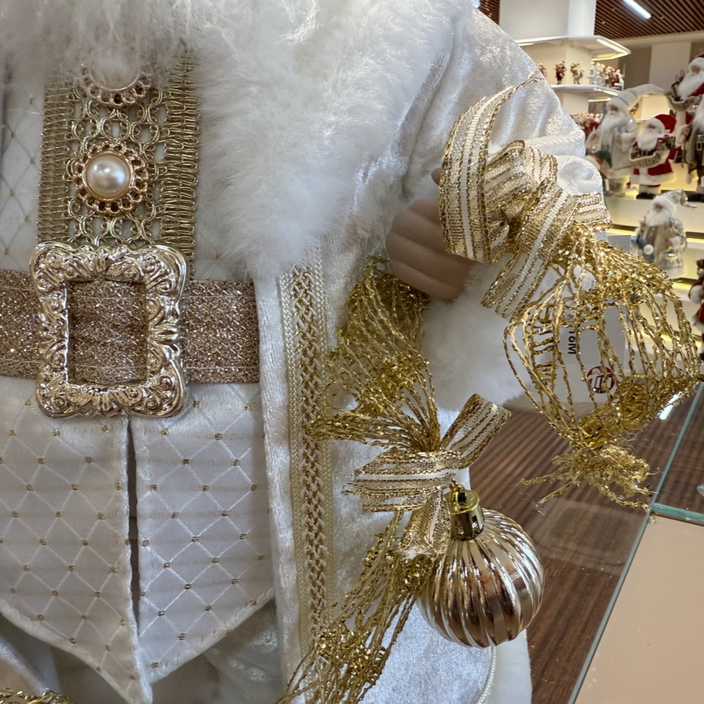 45cm Xmas Handmade Luxury Santa Claus Doll with Christmas Decoration Balls Christmas Gift Box Handicraft Santa Claus Indoor Decoration