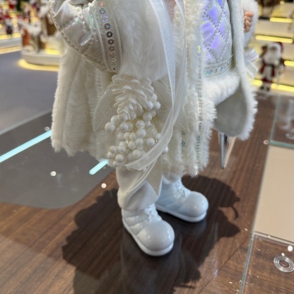 45cm Xmas Handmade Luxury Santa Claus Doll with Christmas Ball Handicraft Plush Santa Claus Indoor Decoration