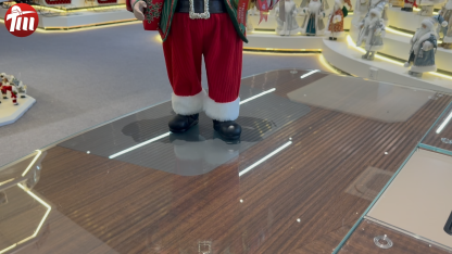 45cm Xmas Handmade Luxury Santa Claus Doll with Christmas Gift Box And Christmas Tree Handicraft Santa Claus Indoor Decoration