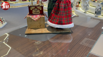 40CM Xmas Handmade Resin Santa Claus Doll with Mrs.Claus Dancing And Music Handicraft Santa Claus Indoor Decoration