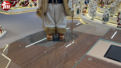 45cm Xmas Handmade Luxury Santa Claus Doll with Christmas Gift Bag Handicraft Plush Santa Claus Indoor Decoration