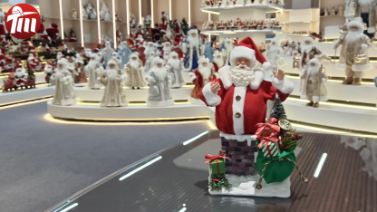 11" Classic SANTA CLAUS Doll Climbing Out of Chimney Handmade Figurine Christmas Gifts Polyester&Fabric Indoor Decoration