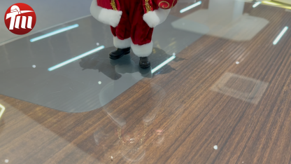 11Inch Xmas Handmade Resin Santa Claus Doll with Bear And Christmas Ball Handicraft Polyresin Santa Claus Indoor Decoration