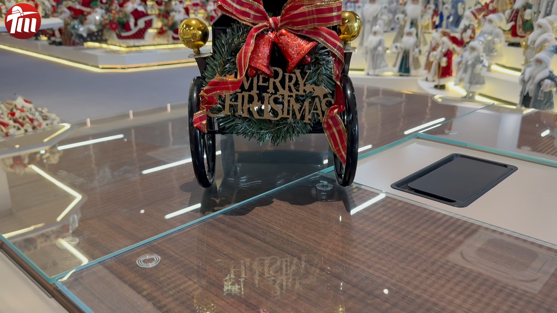 45CM Sitting Old Car Santa Claus Doll with Lighting Ornament Christmas Decoration Traditional Holiday Figurine Collection Decorative