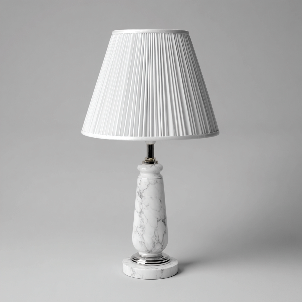 Lampada da tavolo in marmo bianco con paralume plissettato 28x28x50 cm - bianco - design classico-Designene