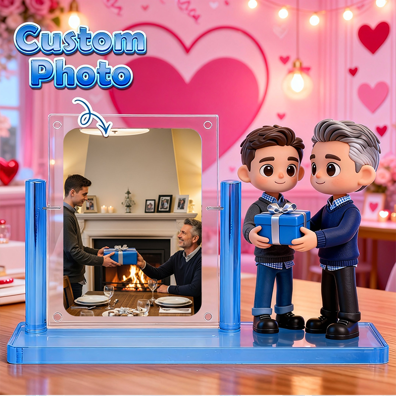 3D Figure Acrylic Display Case Custom Carded Model Showcase Valentine’s Day