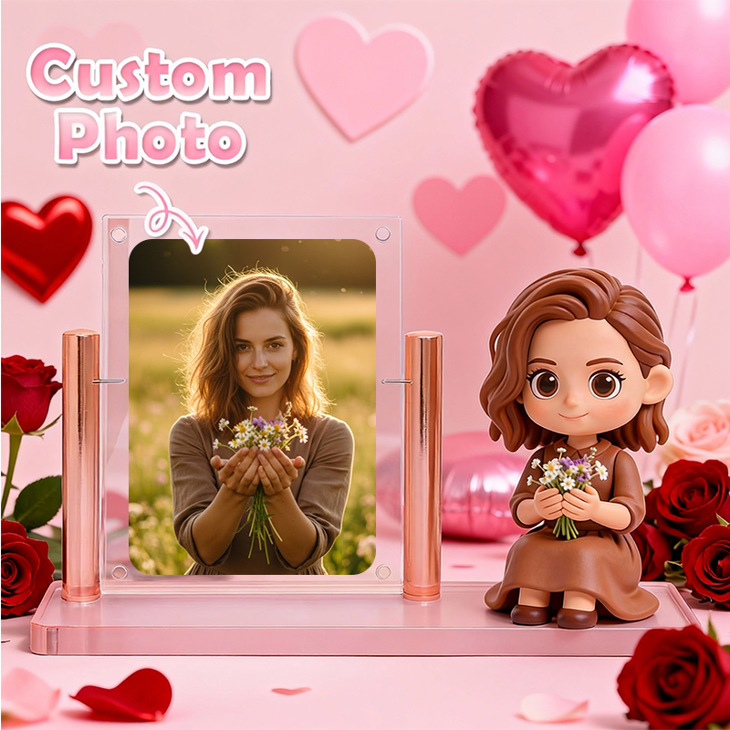 3D Figure Acrylic Display Case - Valentine's Day - Custom Carded Model Showcase