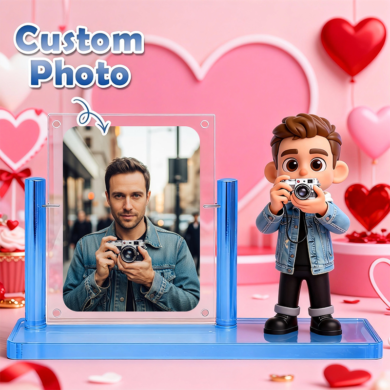 3D Figure Acrylic Display Case - Valentine's Day - Custom Carded Model Showcase