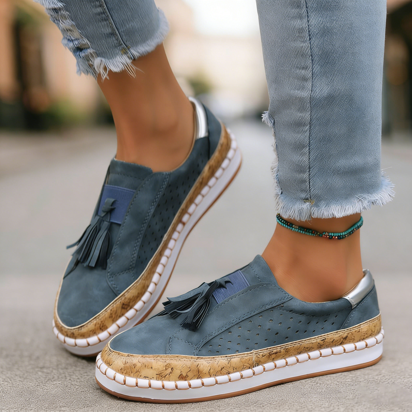 💝Summer Sale⭐Women's Modern Slip-On Sports Tassels Shoes